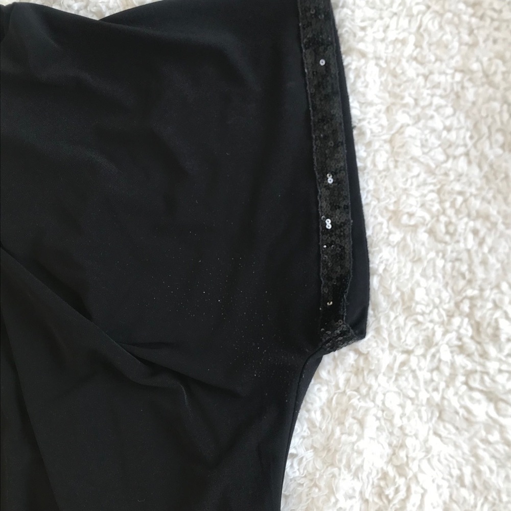 Loose fitting top - Picture 2 of 3